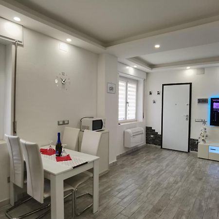 Porto Apartment Grado Bagian luar foto