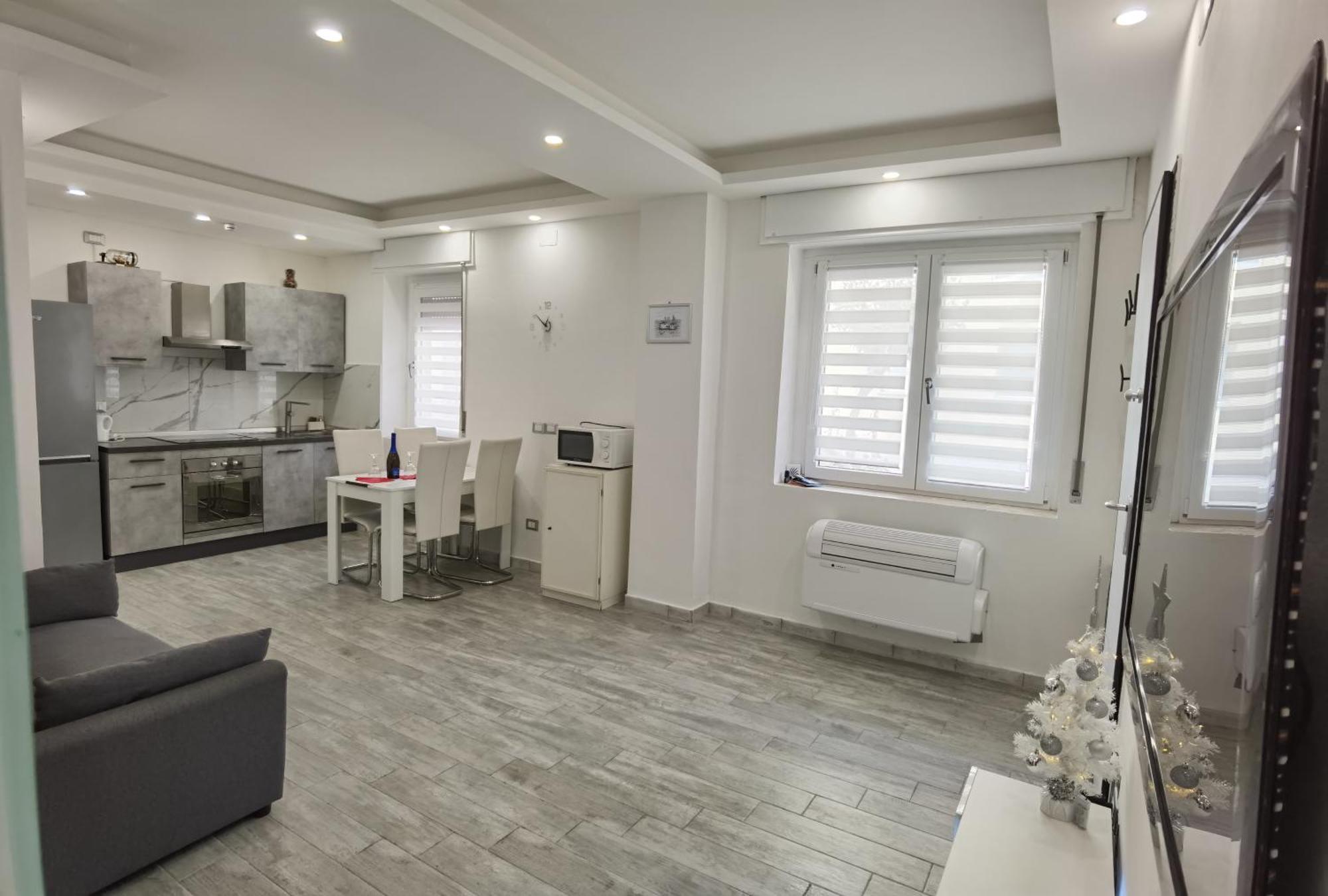 Porto Apartment Grado Bagian luar foto